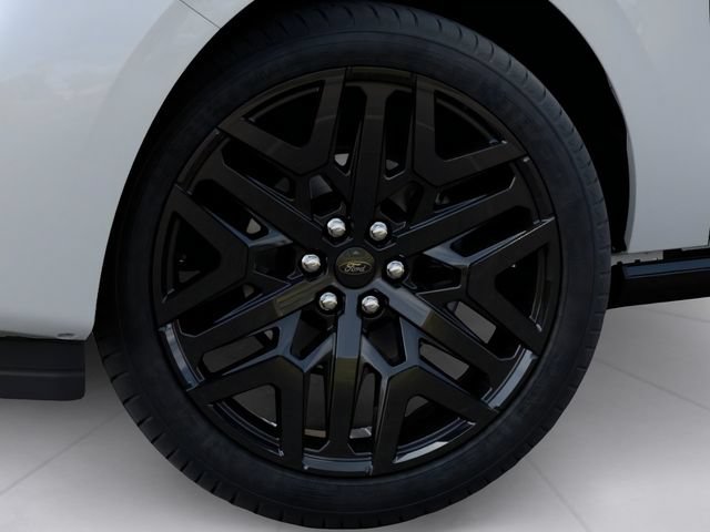 New 2027 Ford Expedition Platinum w/ Stealth Performance Package AWD/4WD image 19