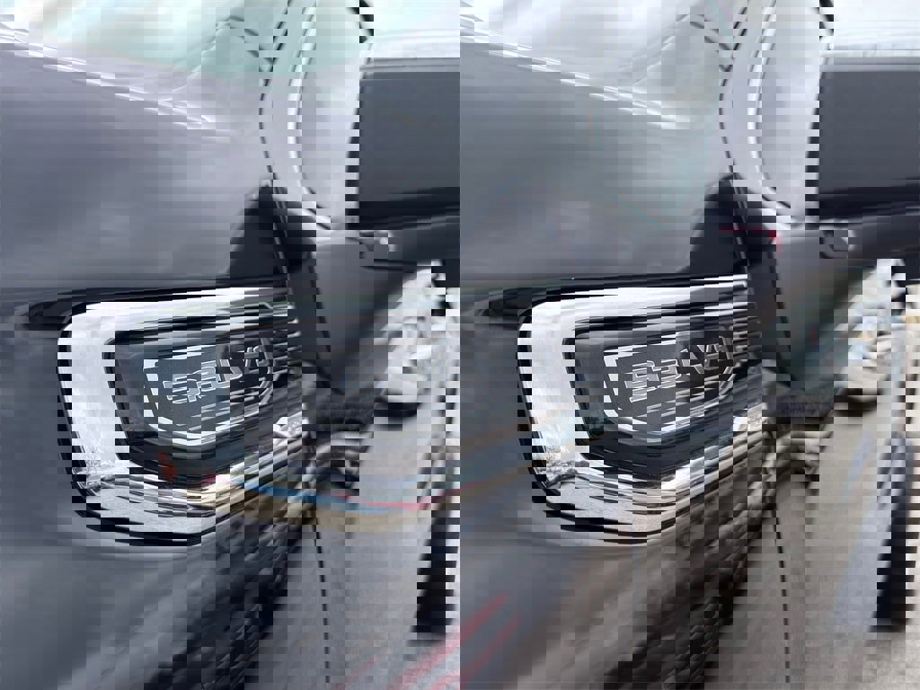 Used 2022 GMC Sierra 1500 Denali image 4