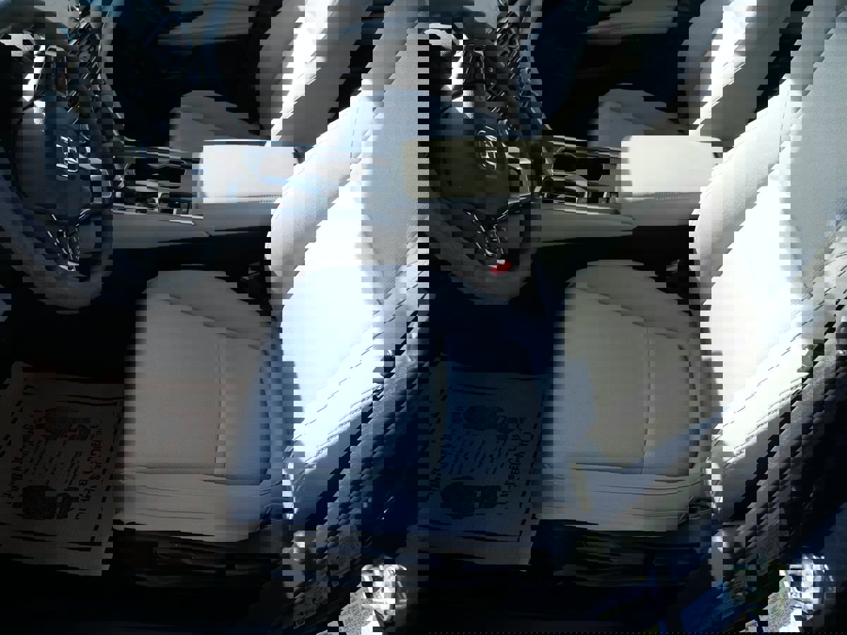 Used 2019 Honda Accord LX image 10