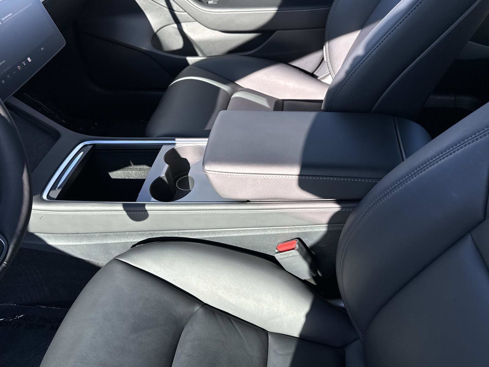 Used 2023 Tesla Model 3 Standard Range RWD image 12