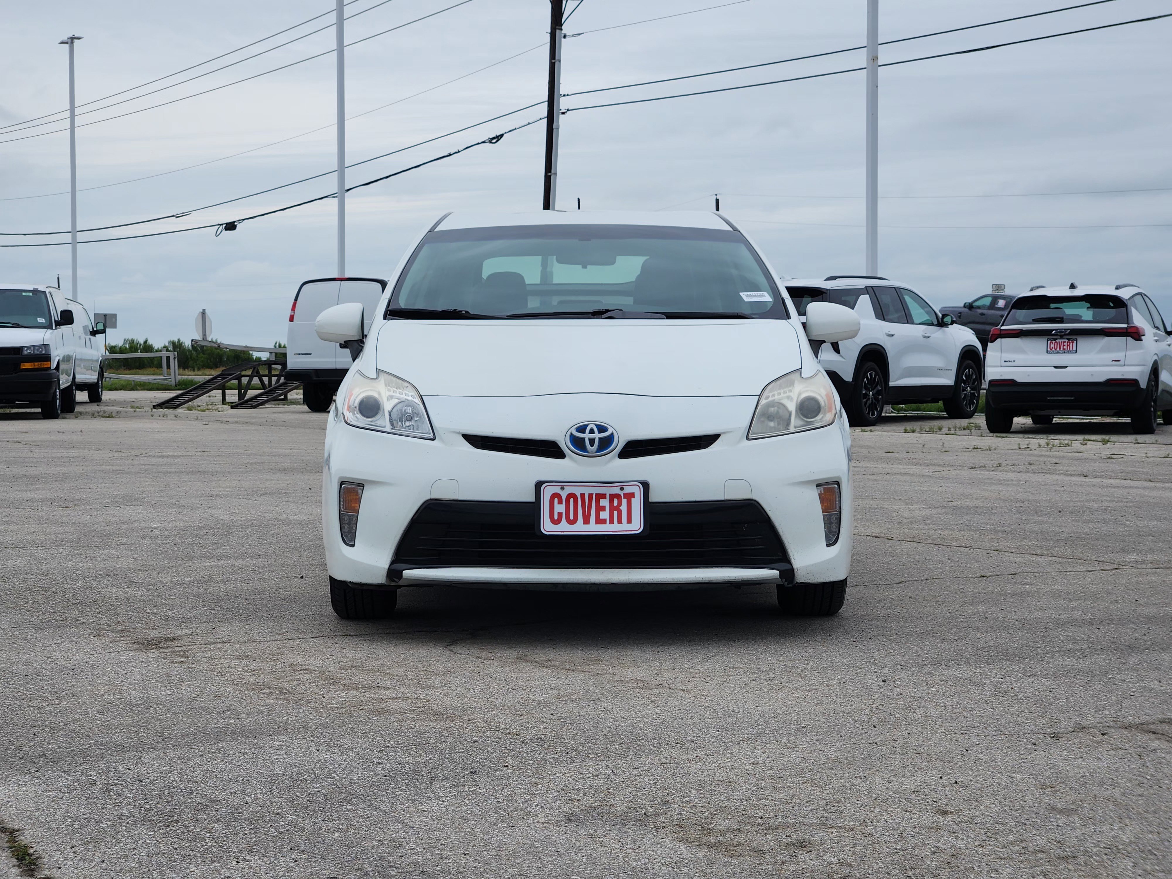 Used 2015 Toyota Prius Two FWD image 2