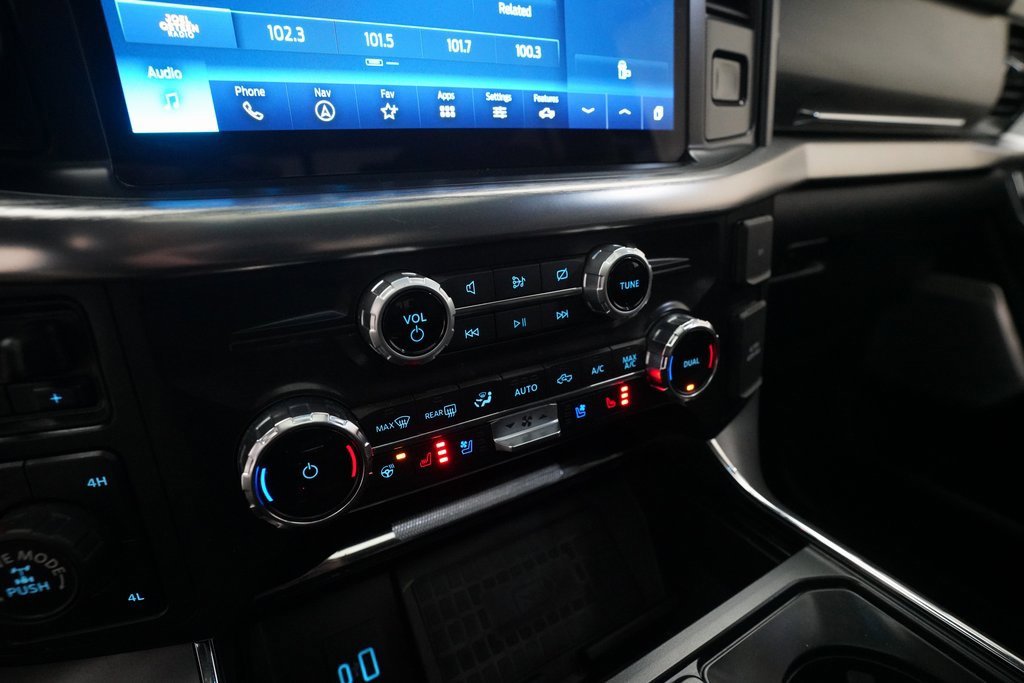 Used 2022 Ford F150 Lariat w/ Equipment Group 502A High image 19