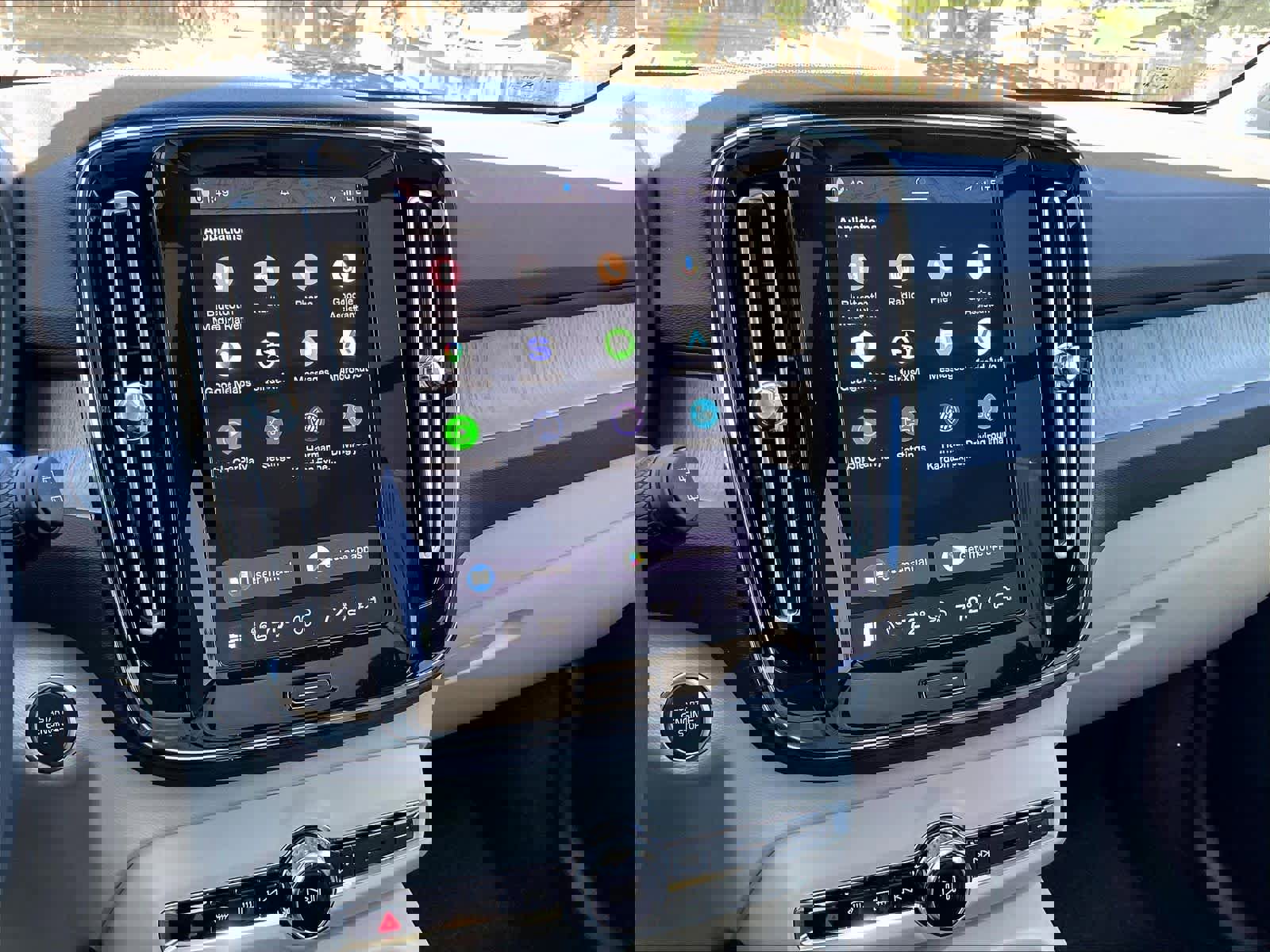 New 2026 Volvo XC40 B5 Ultra w/ Climate Package image 21