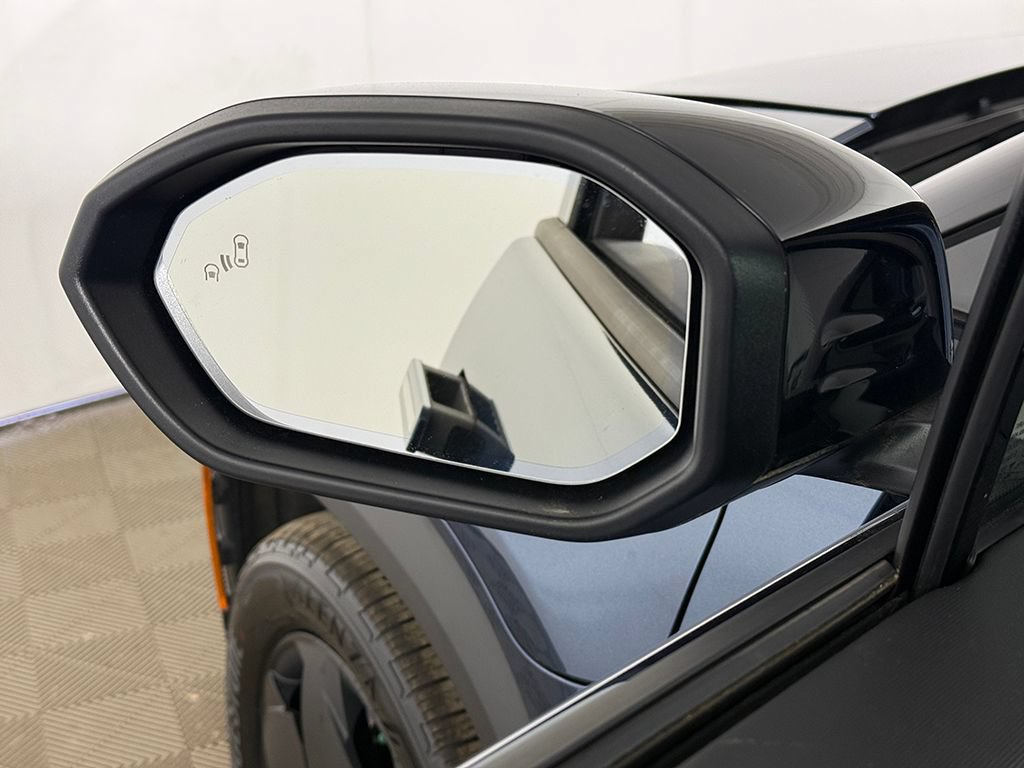 Used 2023 Fisker Ocean Ultra AWD/4WD image 36