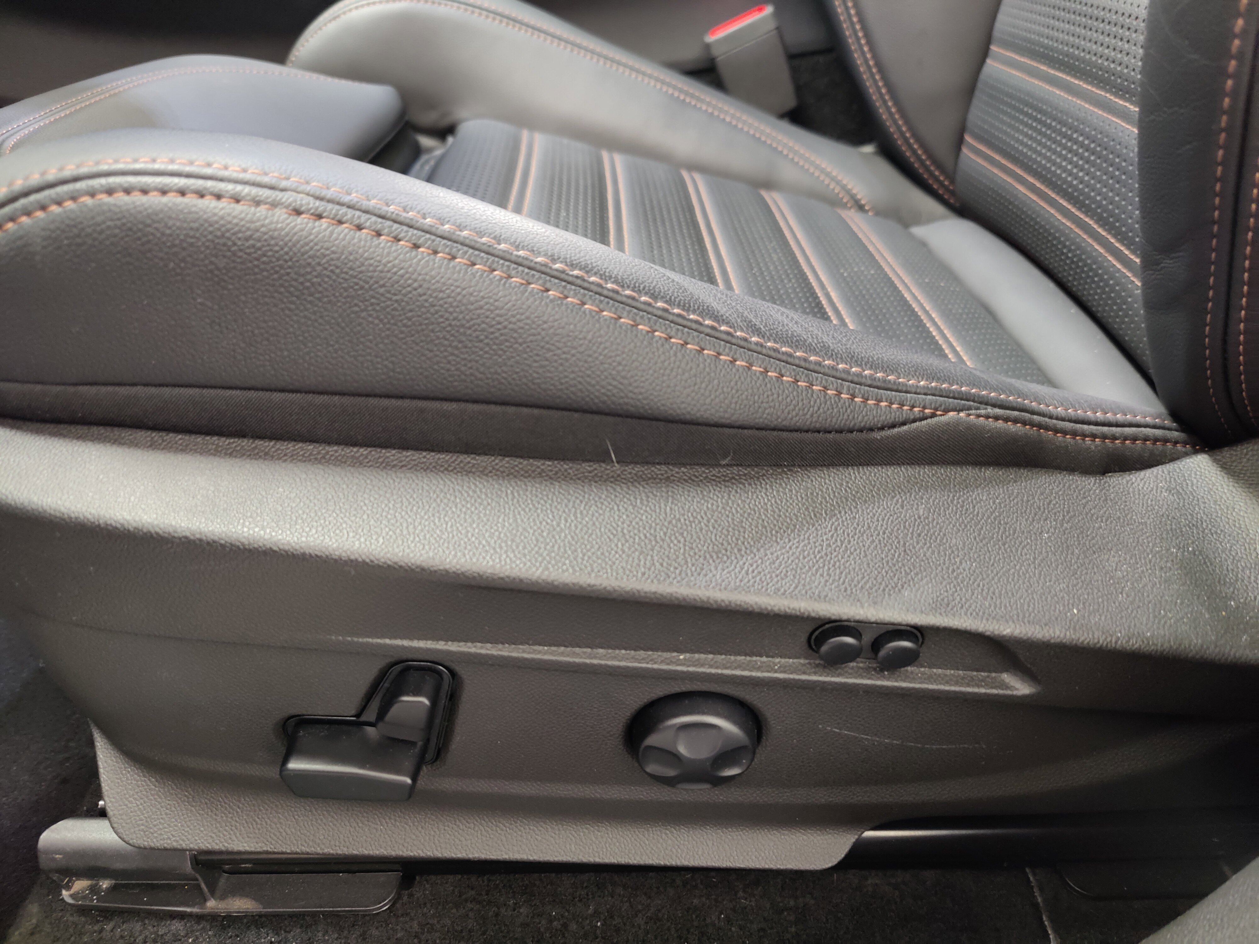 Used 2025 Alfa Romeo Stelvio Sprint AWD/4WD image 22
