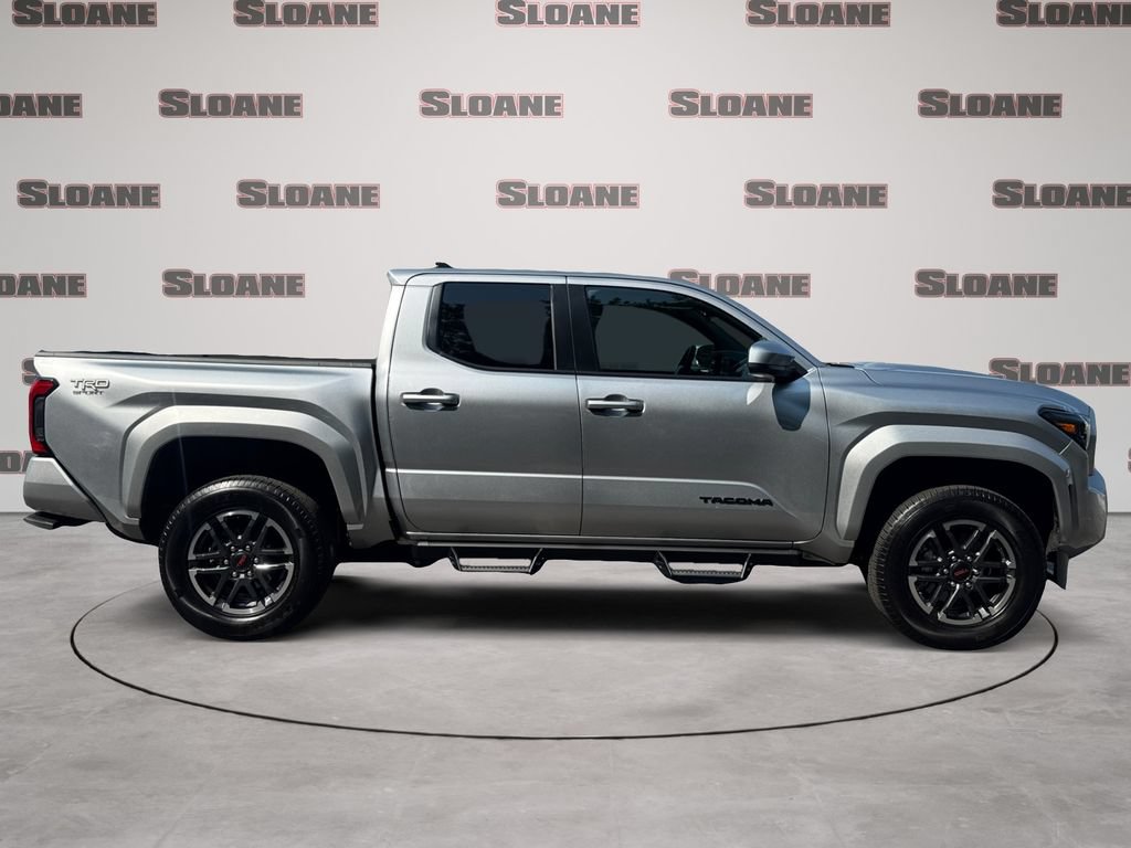 Used 2025 Toyota Tacoma TRD Sport AWD/4WD image 6