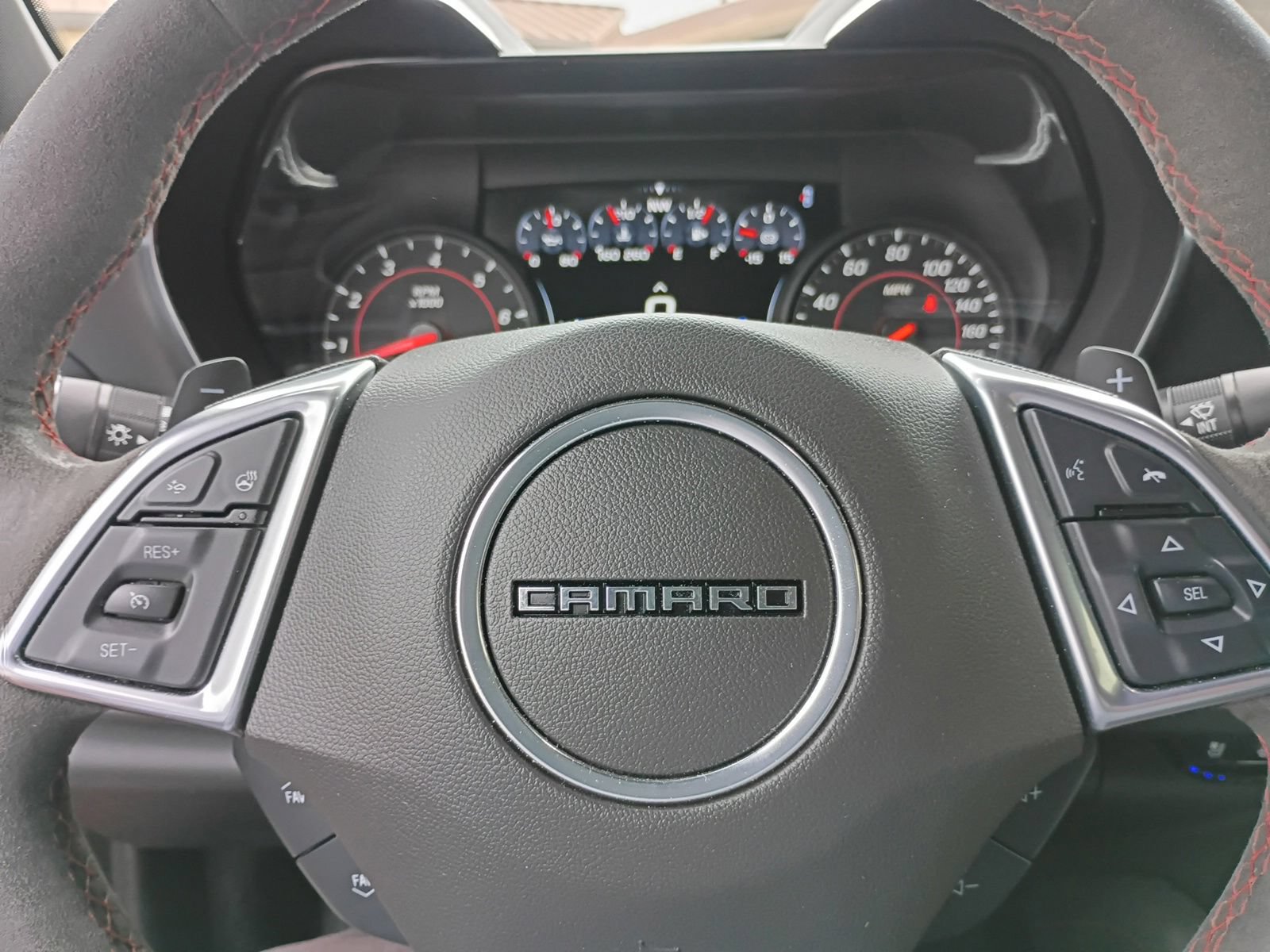 Used 2022 Chevrolet Camaro ZL1 RWD image 15