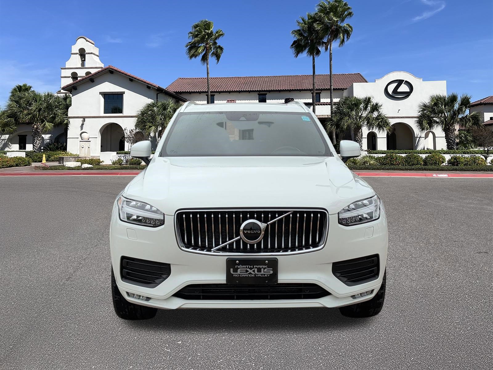 Used 2021 Volvo XC90 T6 Momentum w/ Climate Package AWD/4WD image 6
