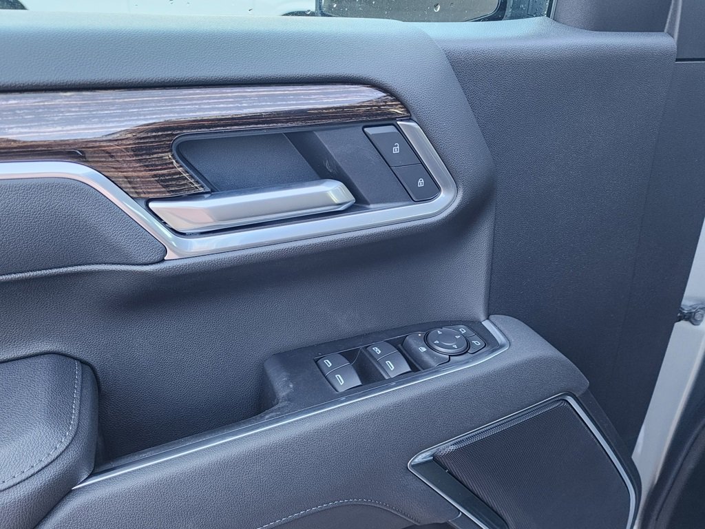 New 2026 GMC Sierra 1500 Elevation image 15