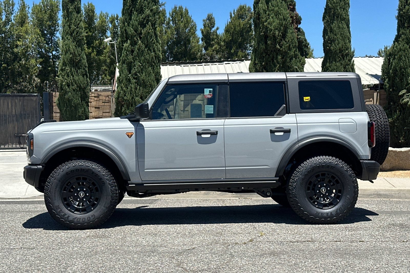 New 2026 Ford Bronco Badlands w/ Sasquatch Package AWD/4WD image 7