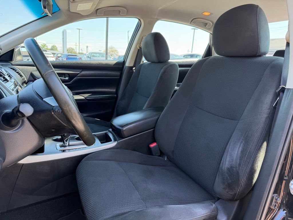 Used 2015 Nissan Altima 2.5 SV FWD image 10