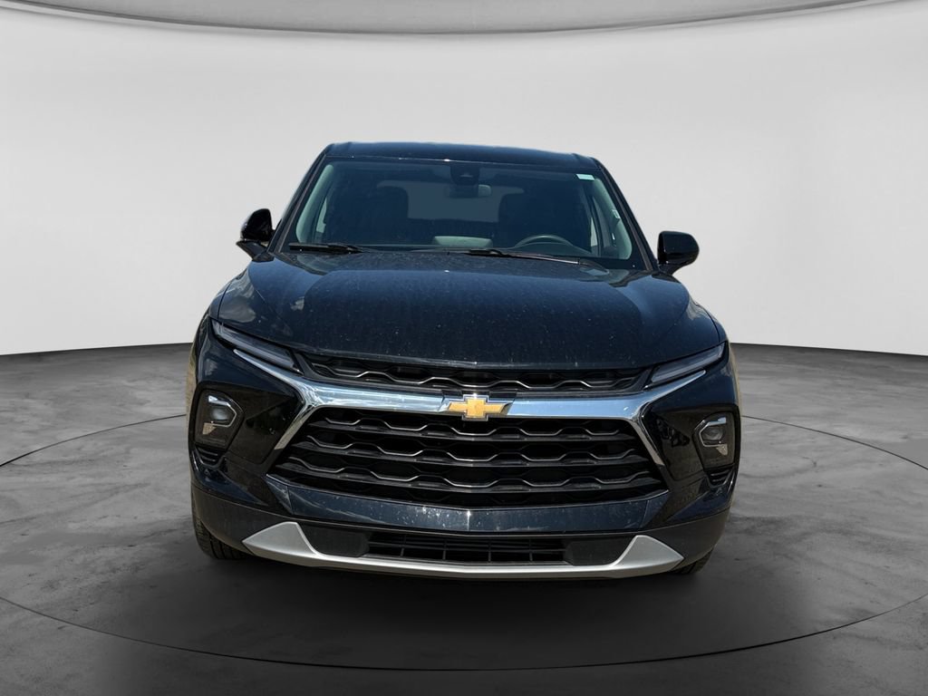 Used 2025 Chevrolet Blazer LT AWD/4WD image 4