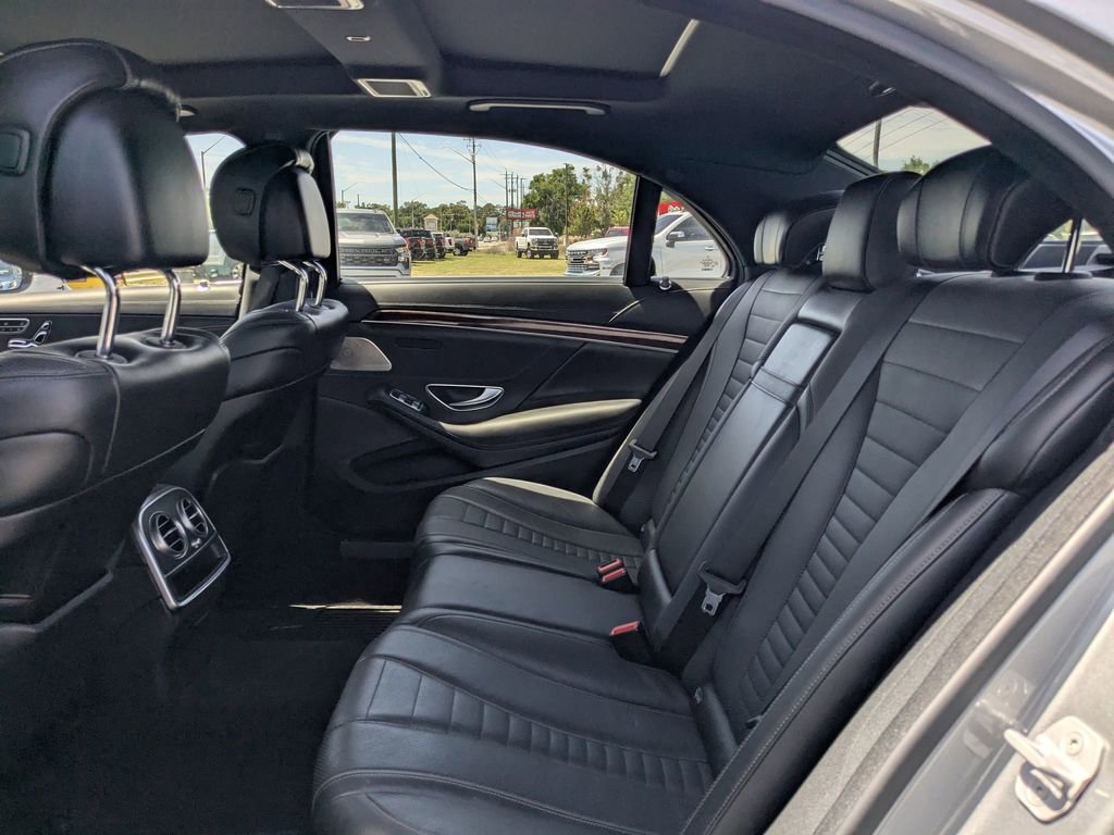 Used 2015 Mercedes-Benz S 550 4MATIC Sedan image 13