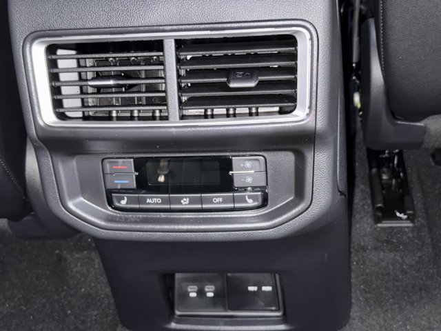 New 2026 Volkswagen Atlas SEL Premium R-Line image 13