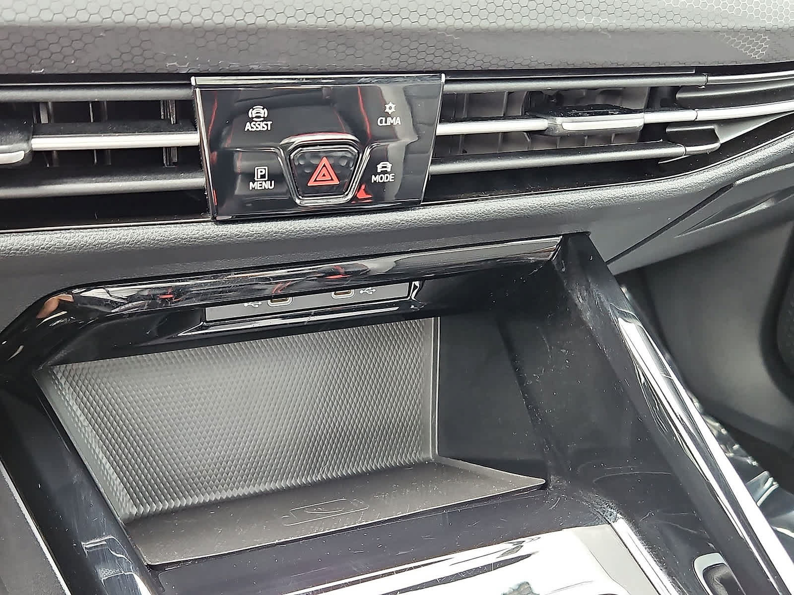 Used 2024 Volkswagen GTI Autobahn FWD image 24