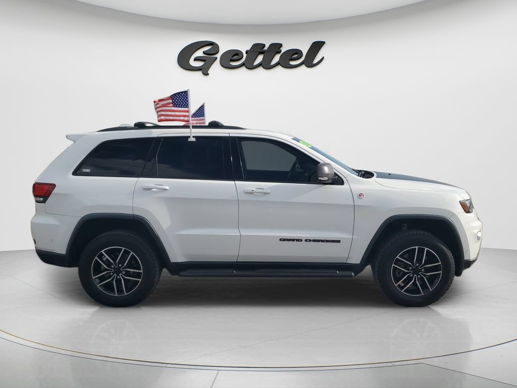 Used 2021 Jeep Grand Cherokee Trailhawk w/ Premium Lighting Group AWD/4WD image 4