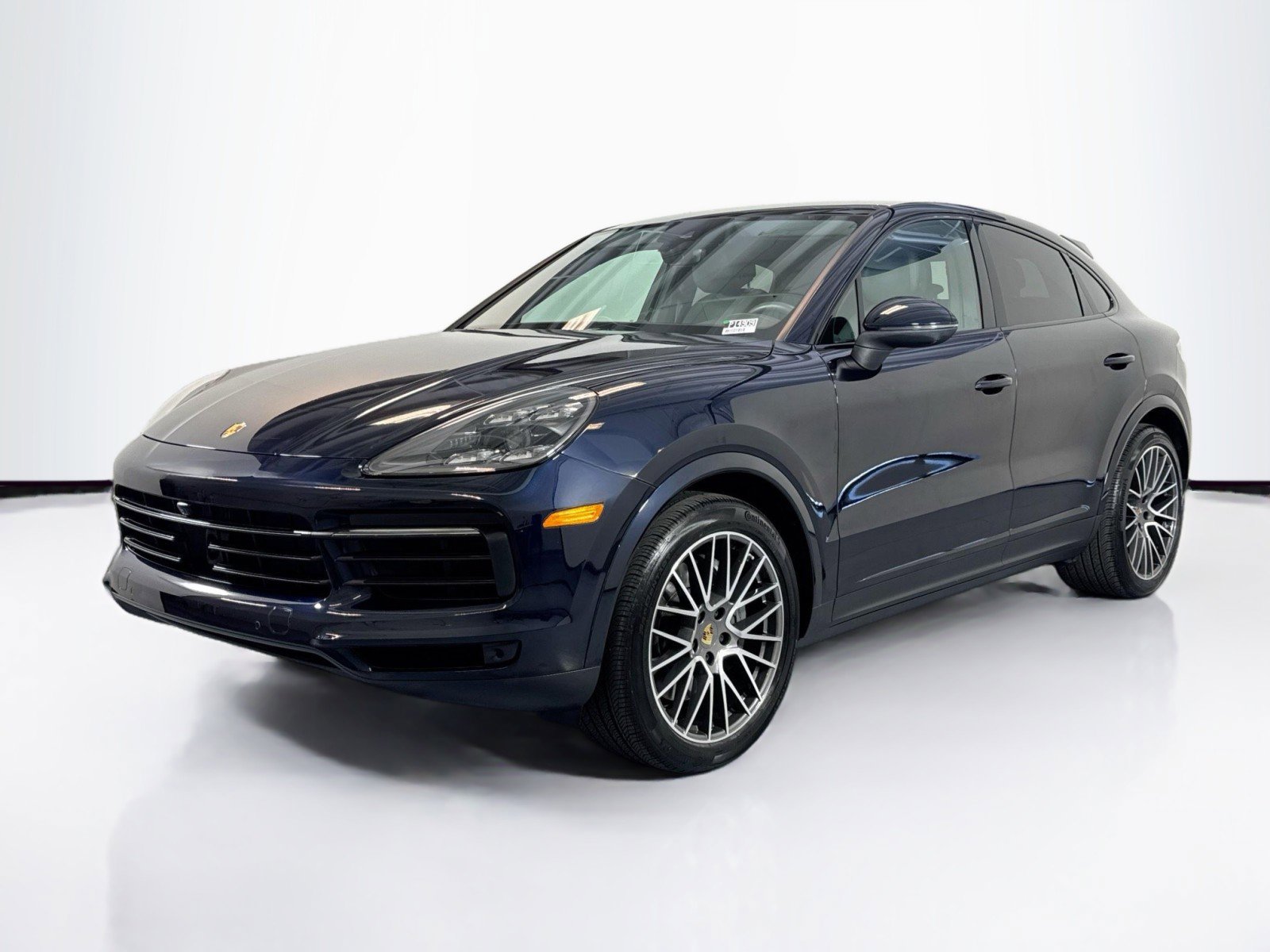 Certified 2022 Porsche Cayenne S image 1