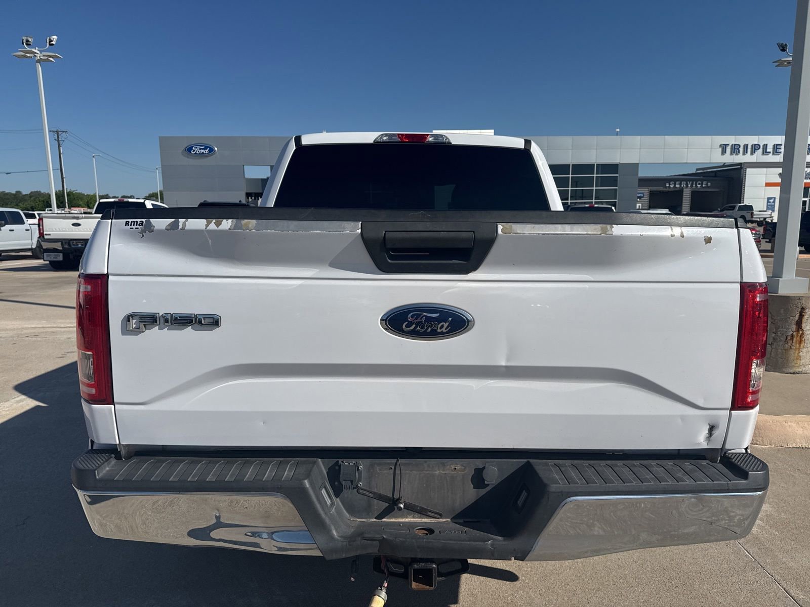 Used 2017 Ford F150 XLT AWD/4WD image 4