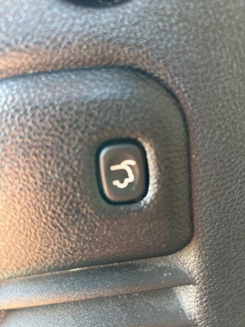 Used 2024 Dodge Durango GT image 31