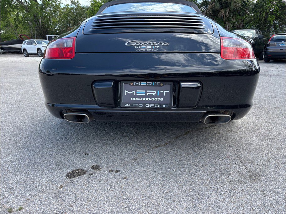 Used 2005 Porsche 911 Carrera RWD image 13