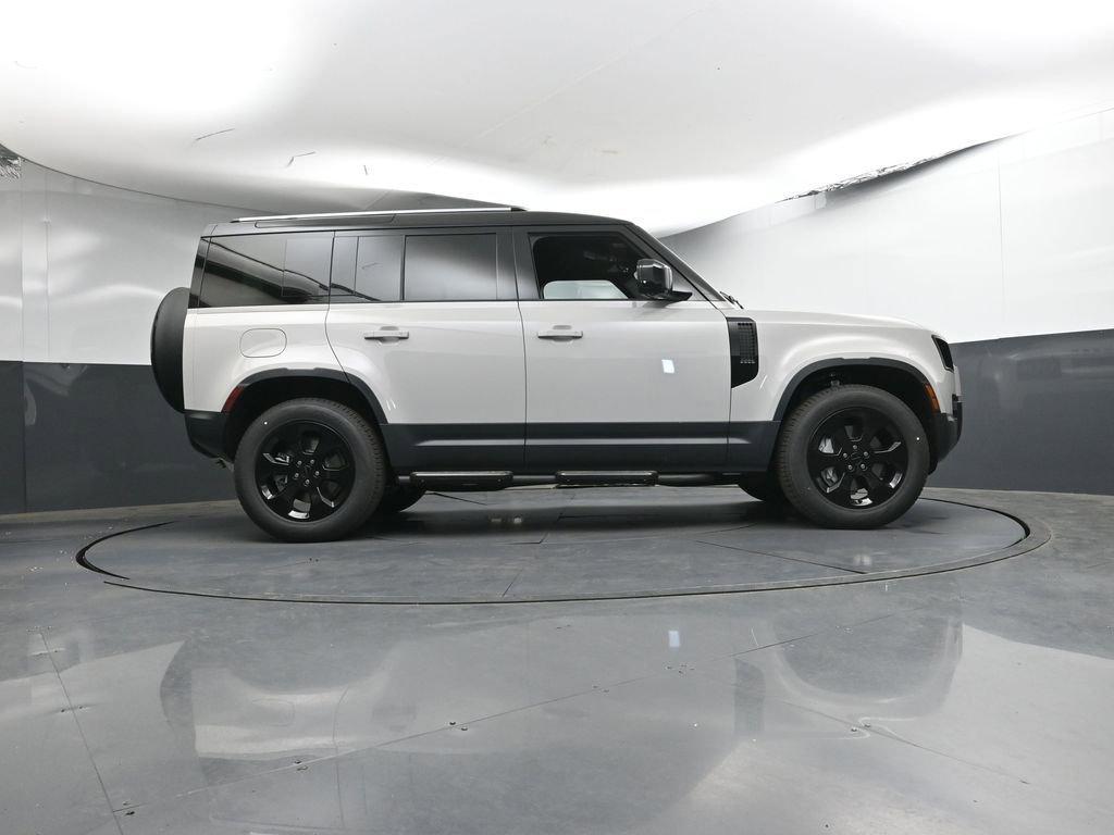 New 2026 Land Rover Defender 110 S AWD/4WD image 28