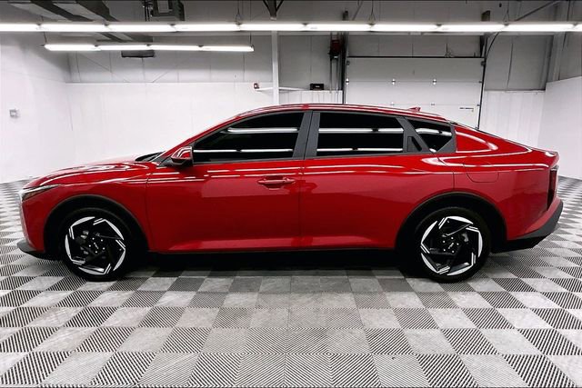 Used 2025 Kia K4 EX image 14