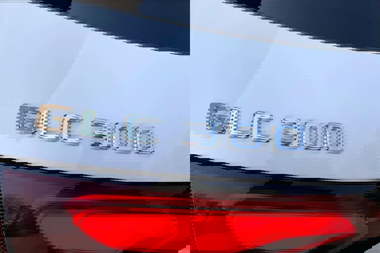 Used 2025 Mercedes-Benz GLC 300 4MATIC image 31