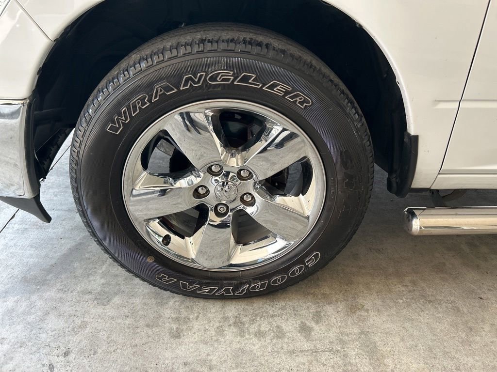 Used 2019 RAM 1500 Big Horn RWD image 12