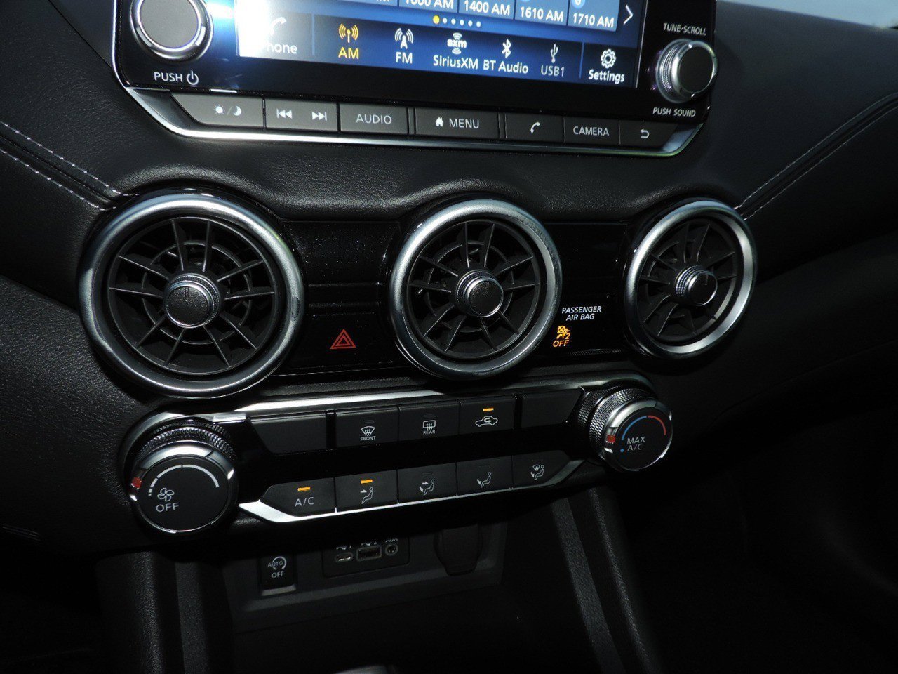 Certified 2024 Nissan Sentra SV FWD image 21