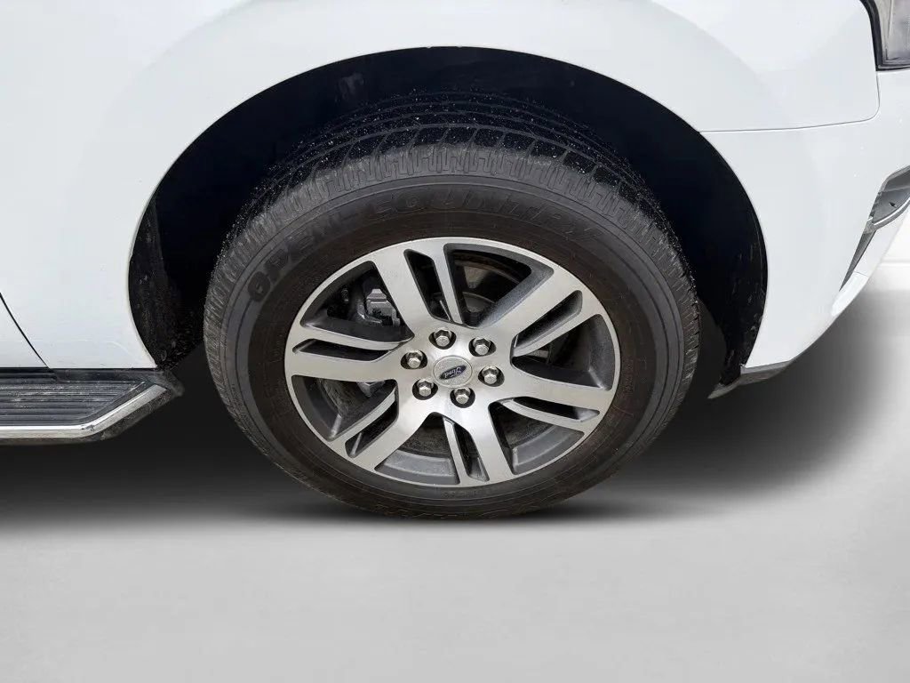 Used 2023 Ford Expedition Limited AWD/4WD image 38