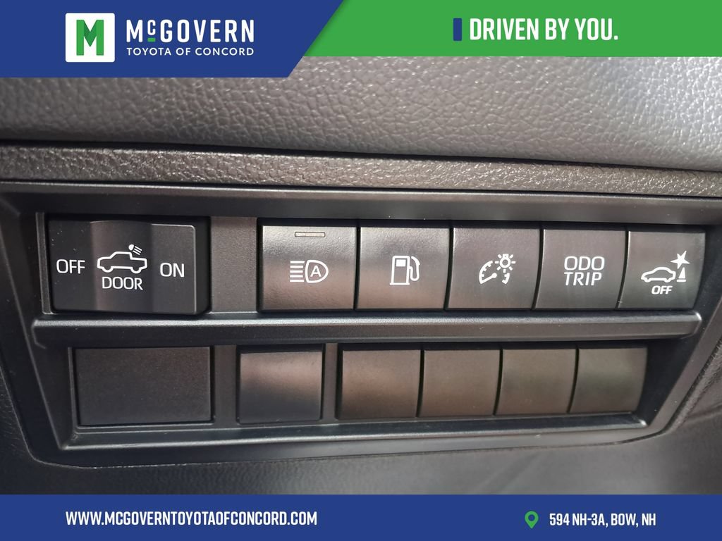 Used 2022 Toyota Tundra Limited w/ TRD Off-Road Package AWD/4WD image 26