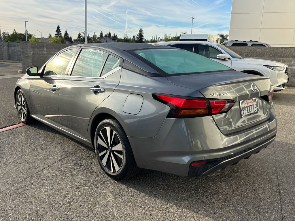 Used 2022 Nissan Altima 2.5 SV image 7