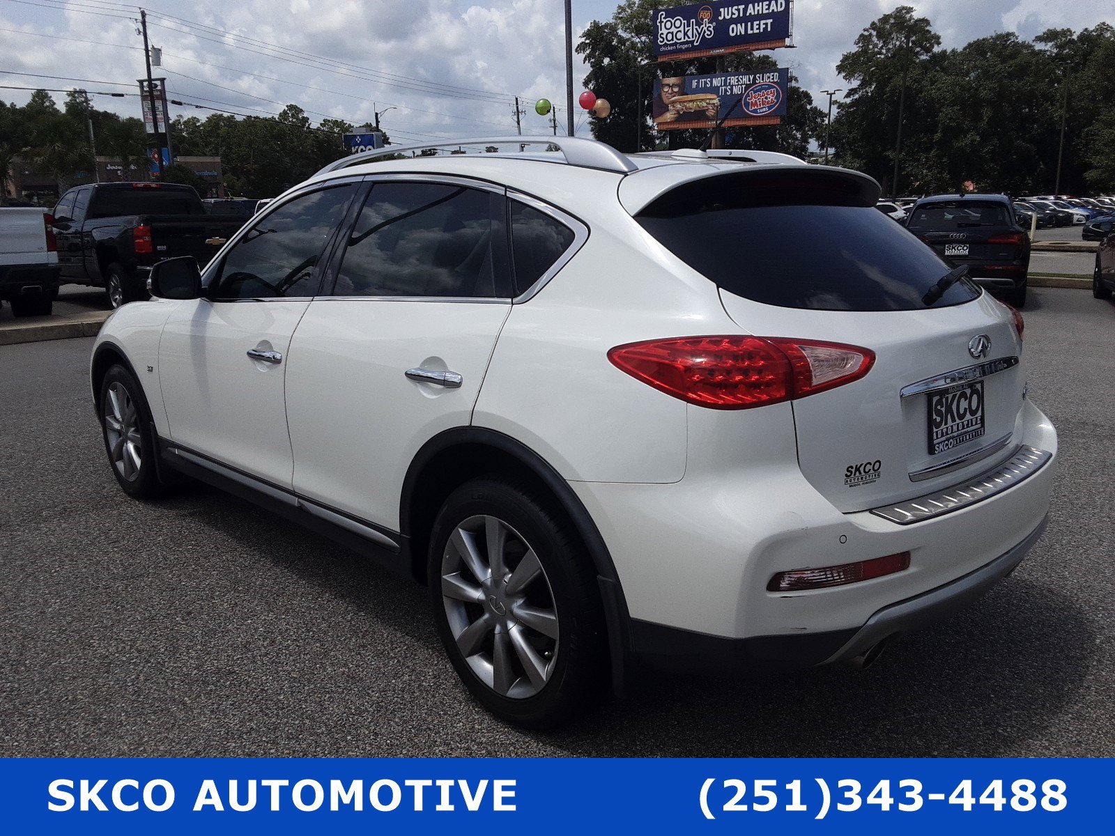 Used 2016 INFINITI QX50 2WD w/ Premium Plus Package image 3