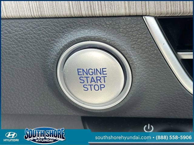 Used 2025 Hyundai Sonata SEL FWD image 29