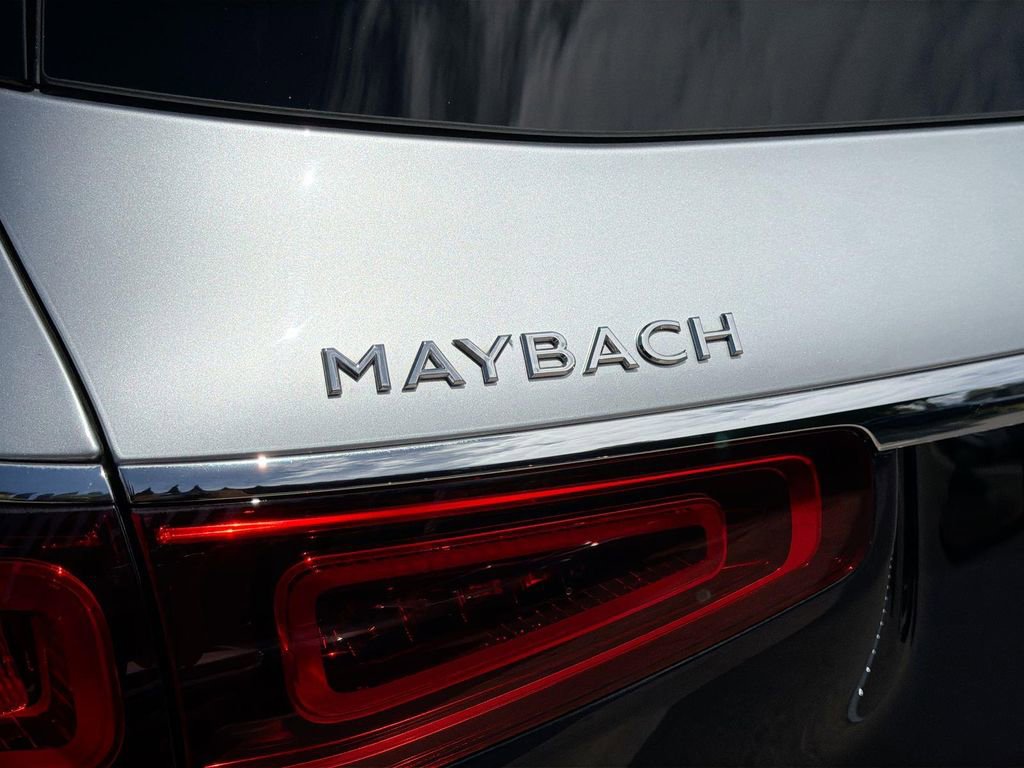 Used 2022 Mercedes-Benz Maybach GLS 600 4MATIC image 25