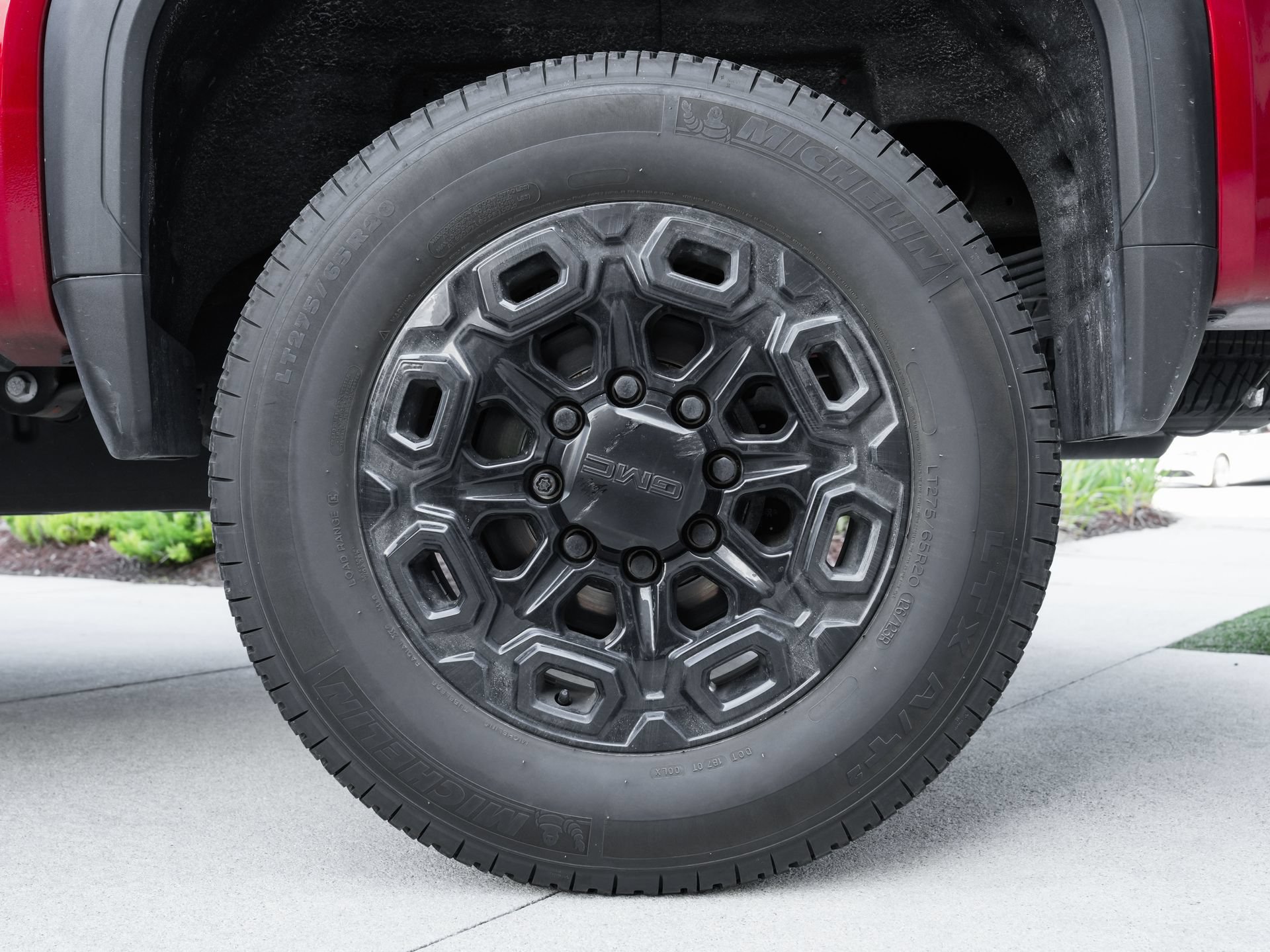 Used 2021 GMC Sierra 2500 AT4 w/ AT4 Premium Plus Package AWD/4WD image 14