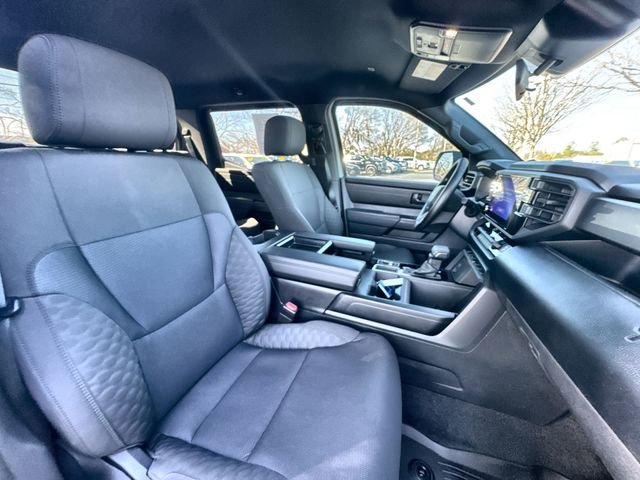Used 2025 Toyota Tundra SR image 32