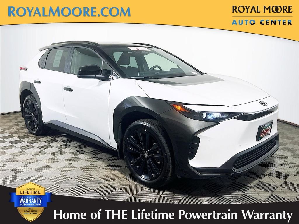 Certified 2025 Toyota bZ4X AWD image 1