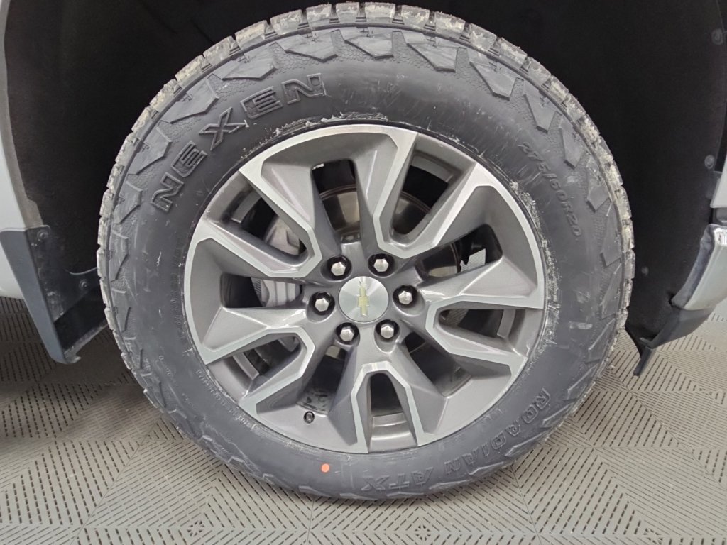 Used 2020 Chevrolet Silverado 1500 LT w/ All-Star Edition AWD/4WD image 45