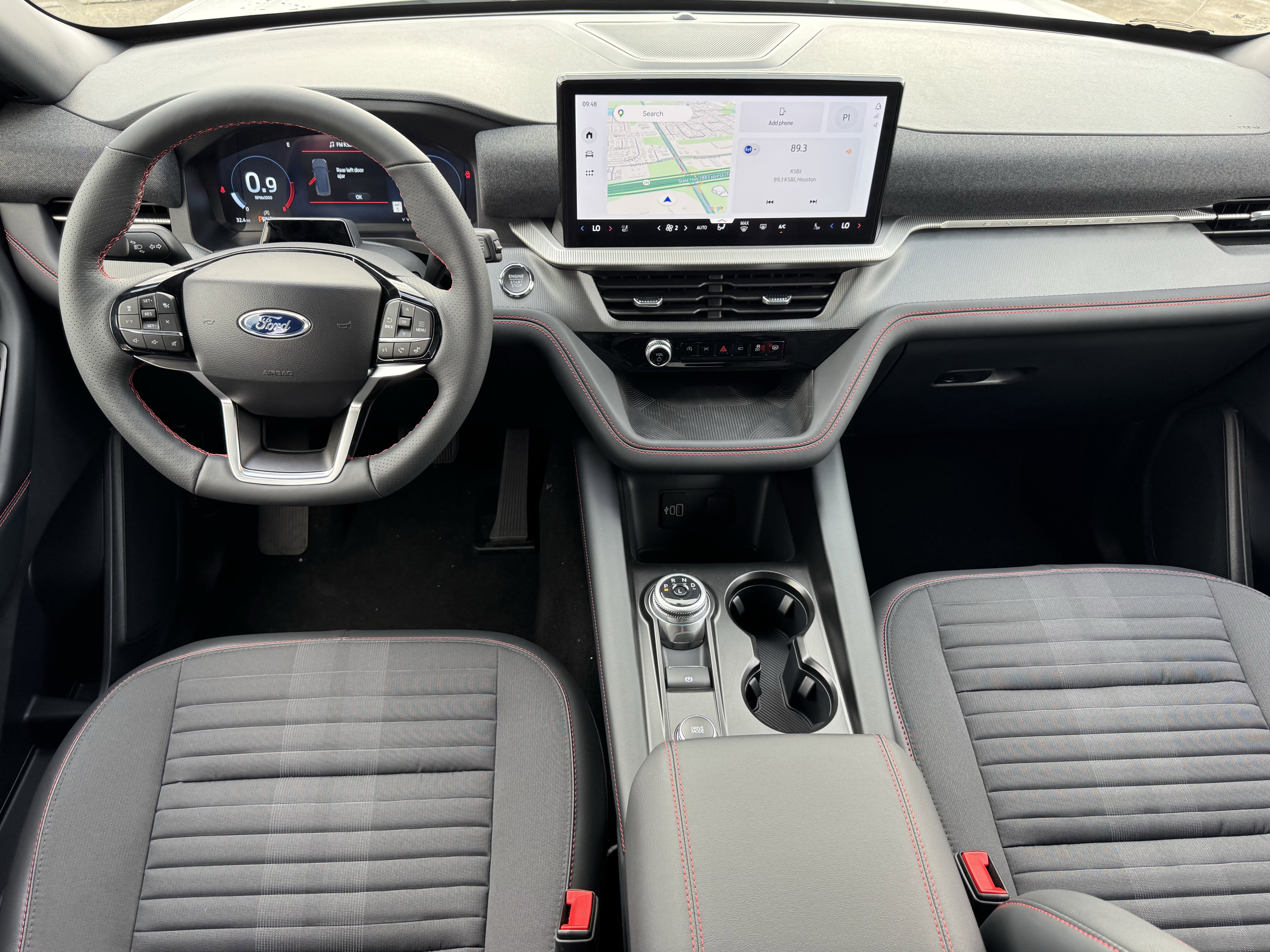 New 2026 Ford Explorer ST-Line w/ ST-Line Street Pack image 13