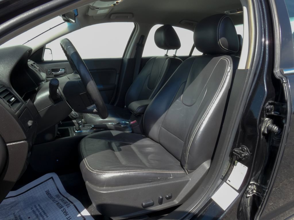 Used 2011 Ford Fusion SEL w/ Monochrome Appearance Pkg FWD image 14