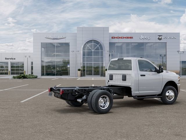 New 2026 RAM 3500 Tradesman w/ Chrome Appearance Group A AWD/4WD image 4