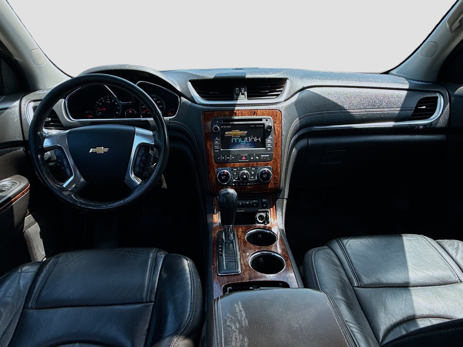 Used 2014 Chevrolet Traverse LTZ AWD/4WD image 3