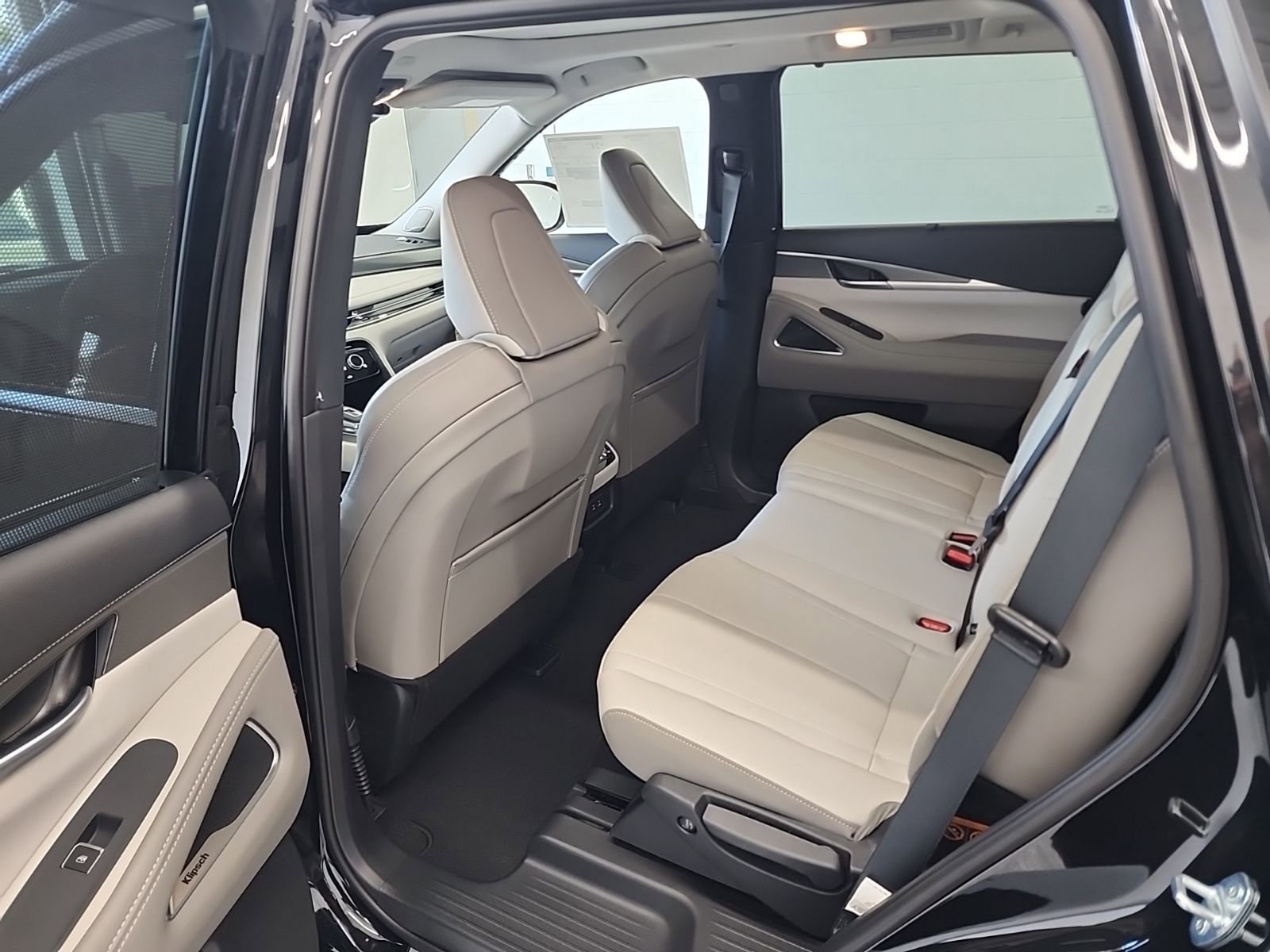 Used 2026 INFINITI QX60 Luxe w/ Cargo Package AWD/4WD image 17