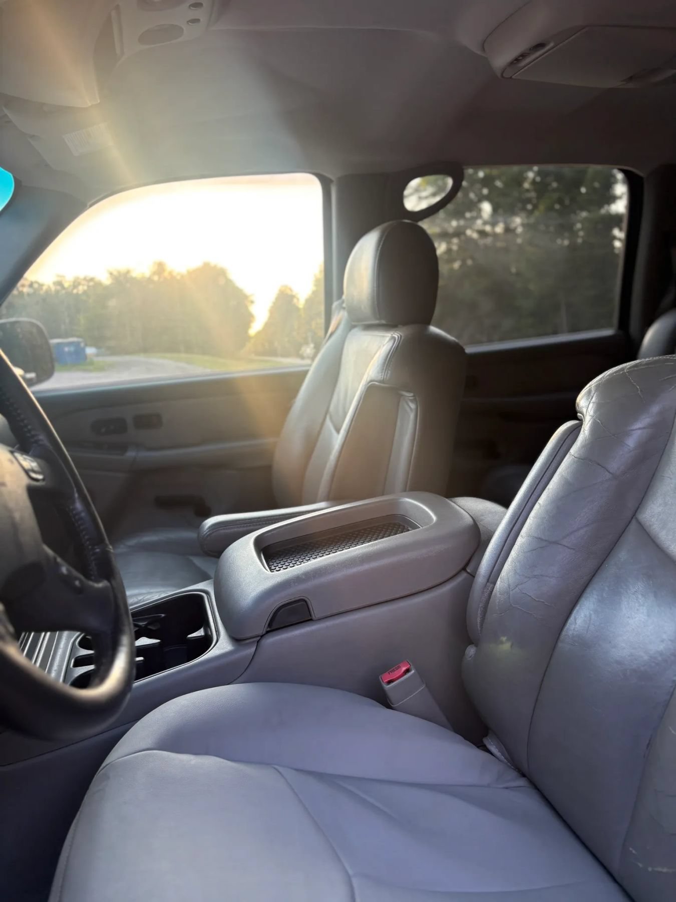 Used 2003 Chevrolet Silverado 2500 LT w/ Skid Plate Package AWD/4WD image 43