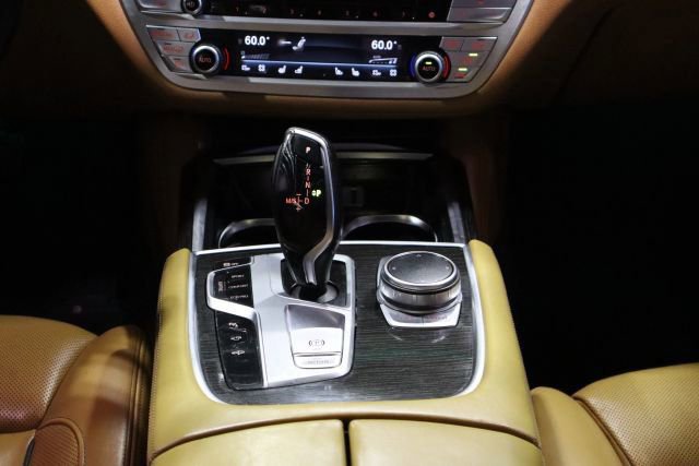 Used 2016 BMW 750i xDrive AWD/4WD image 65