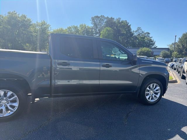 Used 2020 Chevrolet Silverado 1500 Custom w/ Custom Value Package RWD image 3