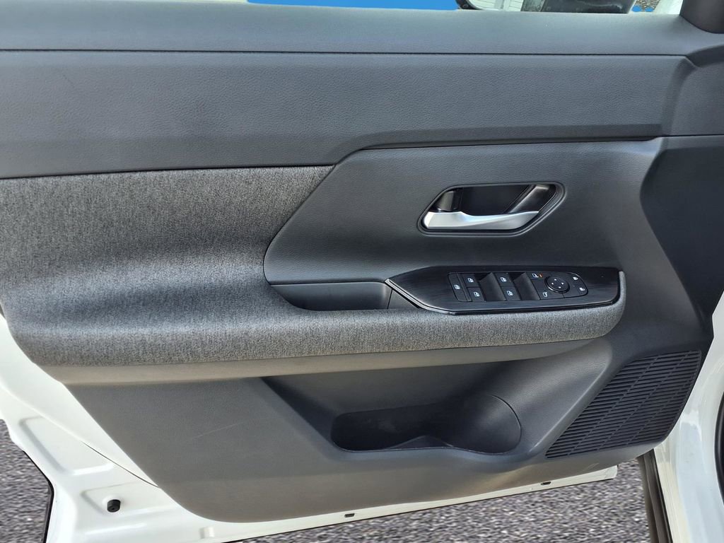 New 2026 Nissan Kicks SV w/ SV Premium Package image 14