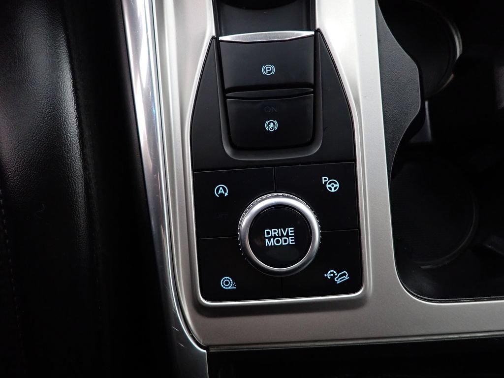 Used 2020 Ford Explorer Platinum w/ Premium Technology Package AWD/4WD image 8