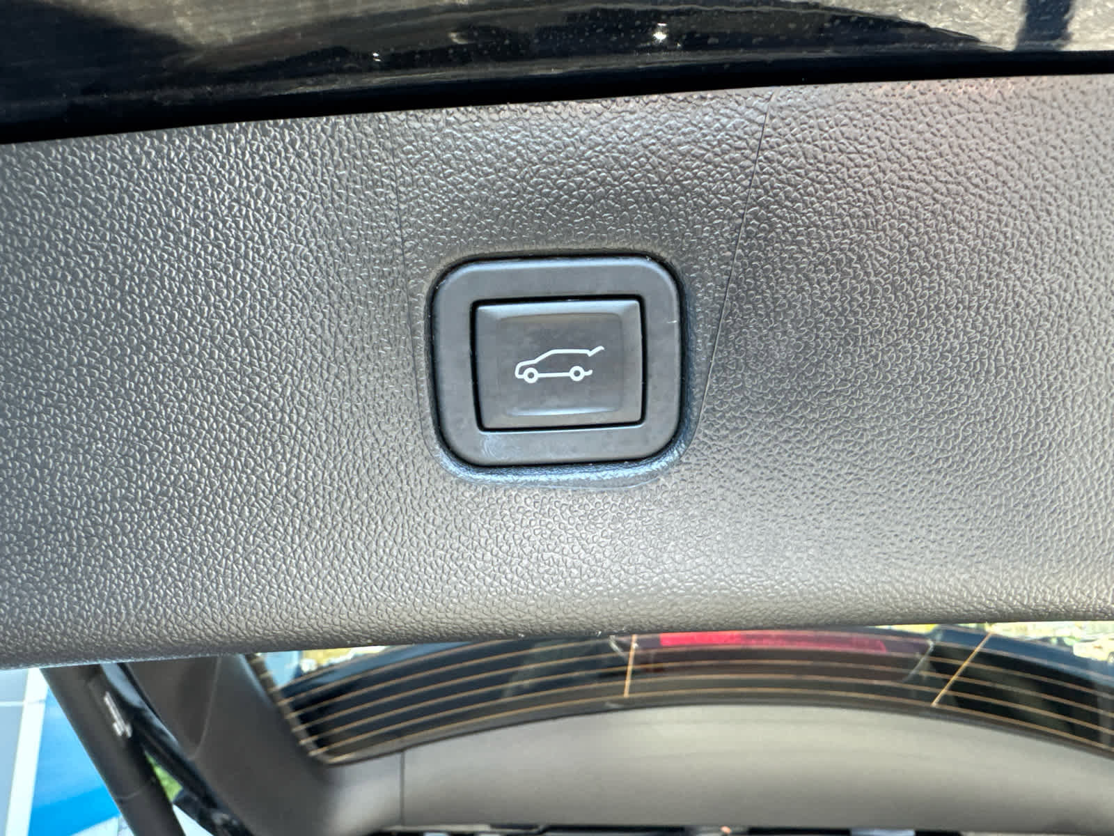 Used 2025 Chevrolet Blazer RS w/ Enhanced Convenience Package AWD/4WD image 16